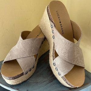 Lucky Brand Neeka Slide Wedge Sandal size 6.5